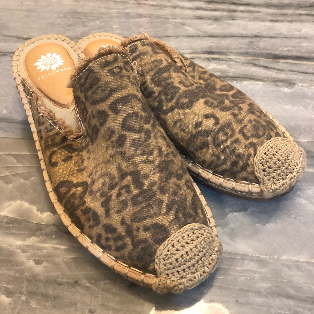 Cute lightweight mules, barely worn.